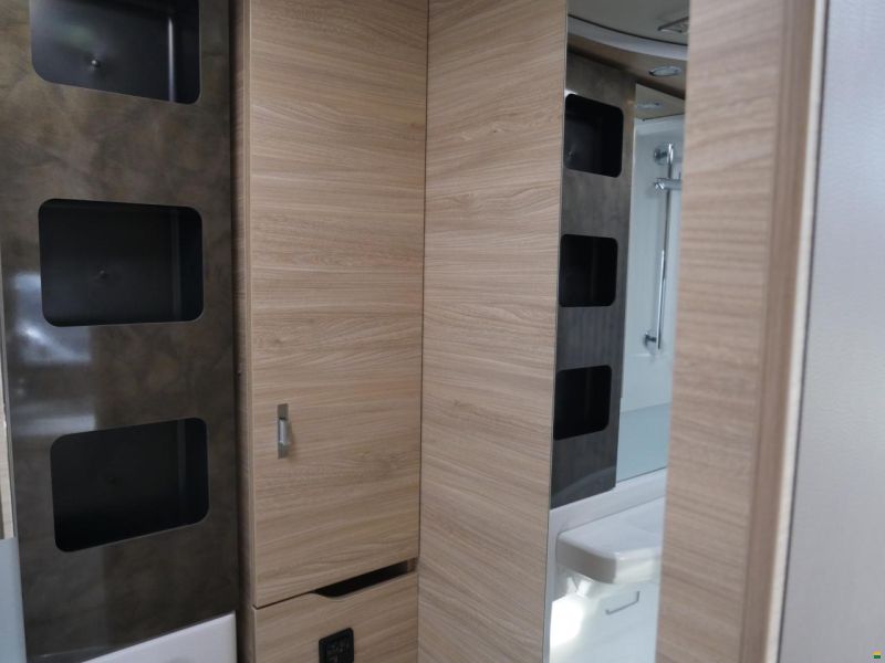 Knaus Van Ti Plus 650 MEG Platinum Selection