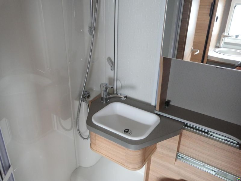 Weinsberg Cara Compact Suite MB 640 MEG