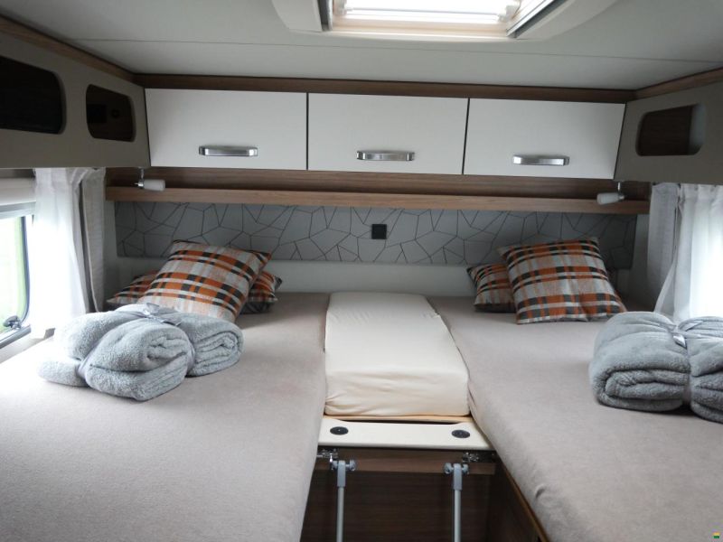 Weinsberg Cara Compact Suite MB 640 MEG