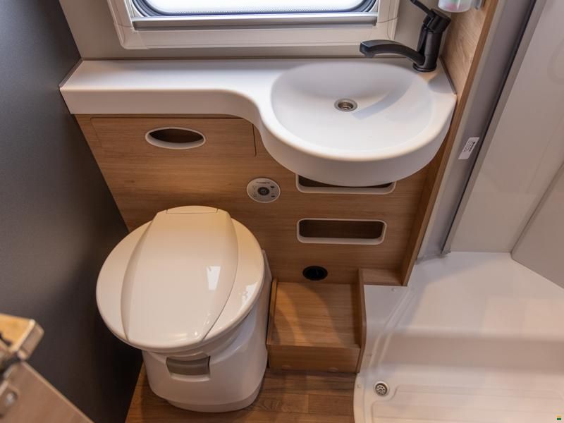 Knaus Live Wave 650 MG Platinum Selection