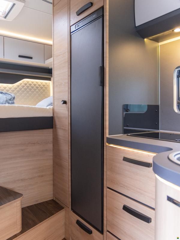 Knaus Live Wave 650 MG Platinum Selection