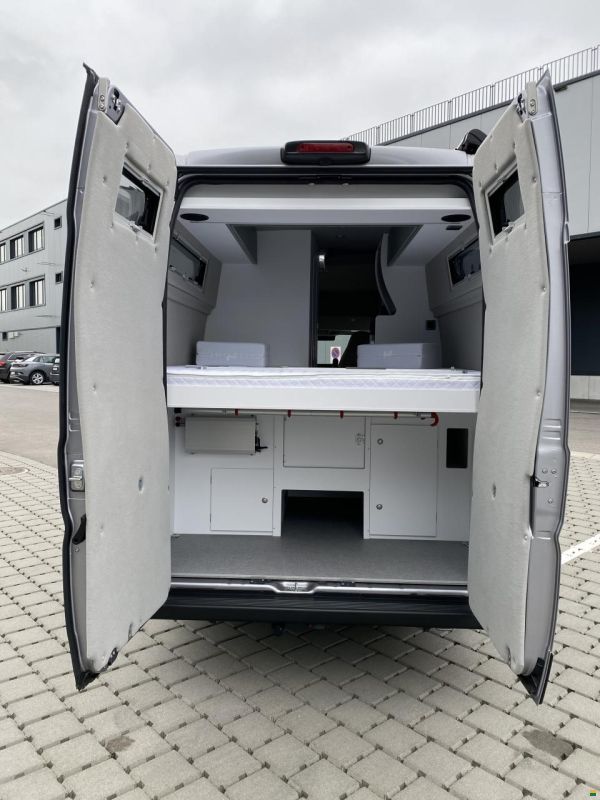 La Strada Avanti EBF