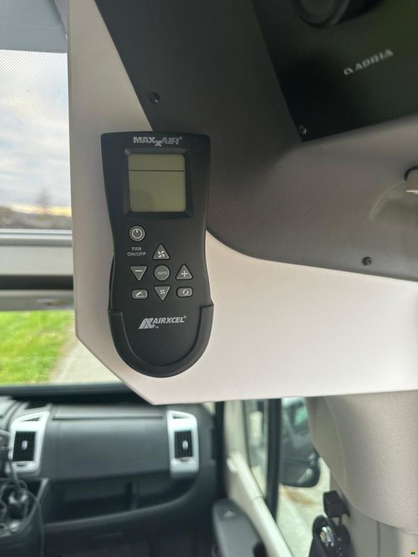 Adria Twin Supreme 640 SGX