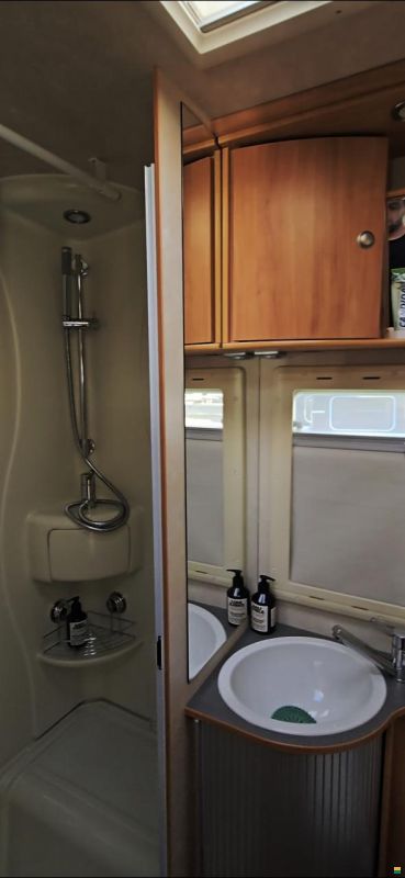 Adria Adriatik S660SL