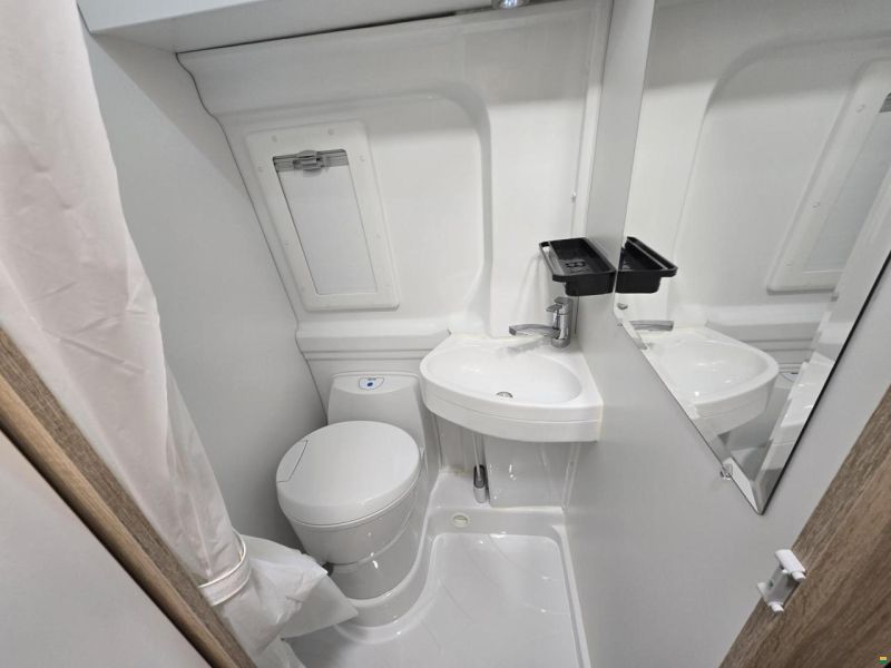 Clever Vans FAMILY 600 2.2 HDI H3