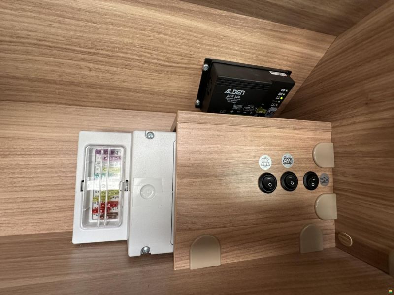 Bravia Mobil Swan 599