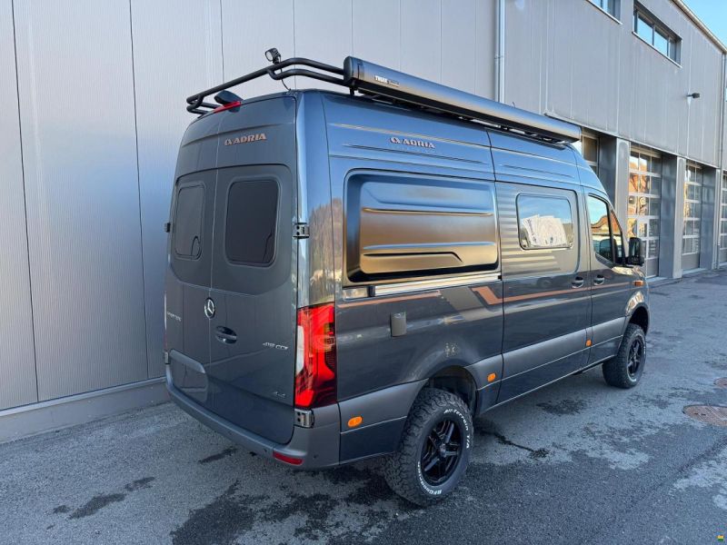 Adria Supertwin 600 SPB 4x4