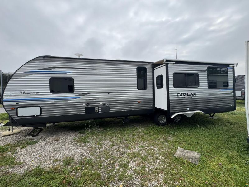 Catalina Legacy 303 RKP