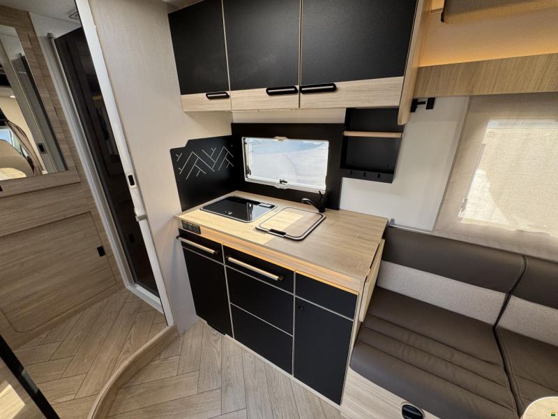 Challenger 260 Graphite Edition