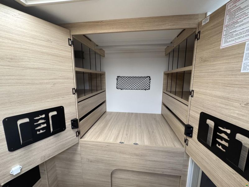 Challenger 260 Graphite Edition