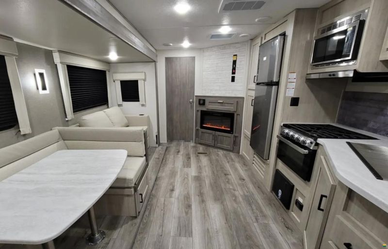 Catalina Legacy 263 BHS