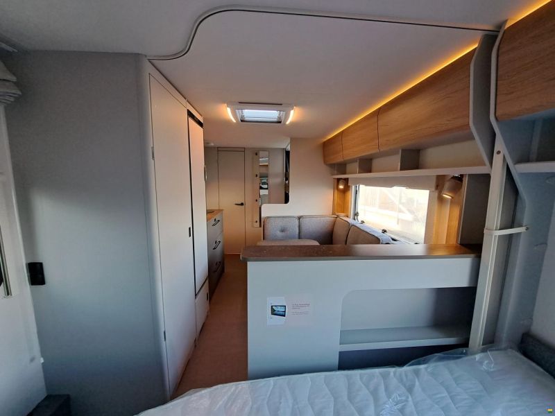 Bürstner Averso 560 TK B66