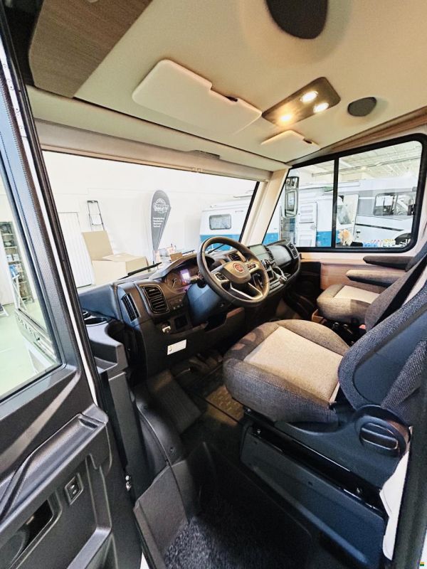 Knaus Live I 650 MEG