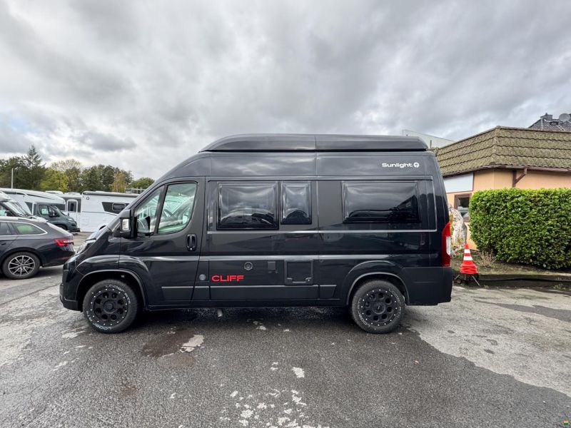 Sunlight Cliff 540 Adventure