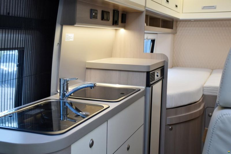 Rapido GLOBE-TRAVELLER VOYAGER Z 2,2 HDI H3