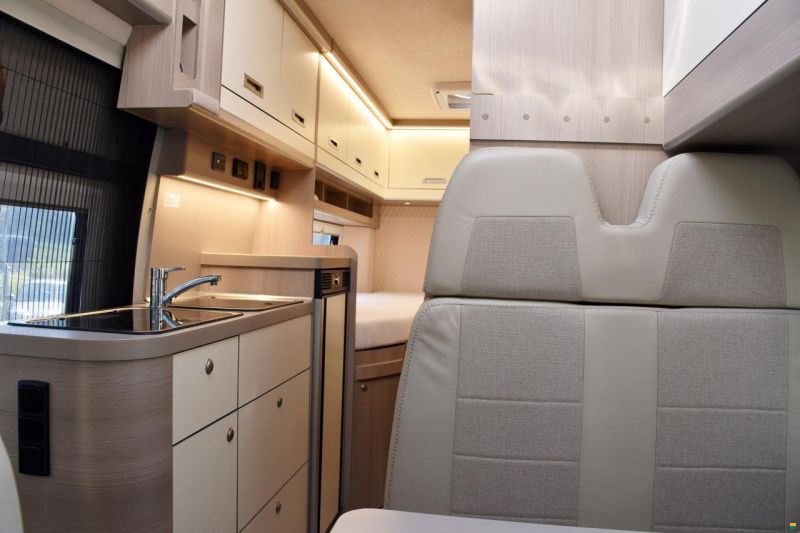 Rapido GLOBE-TRAVELLER VOYAGER Z 2,2 HDI H3