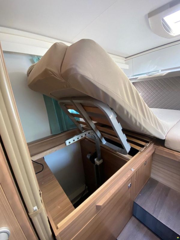 Adria Coral Plus S 670 SL