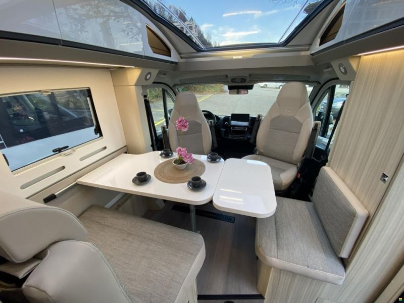 Adria Compact SL Supreme, Fiat 180PS Automat