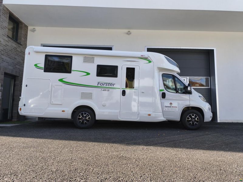 Forster-Reisemobile T 699 EB mit Einzelbett & Hubbett!