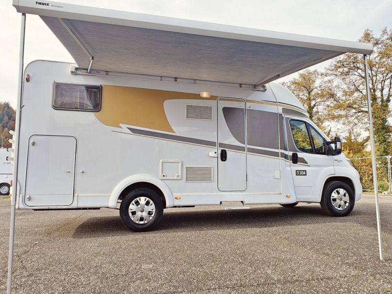 Carado T334 - Doppelbett & Hubbett