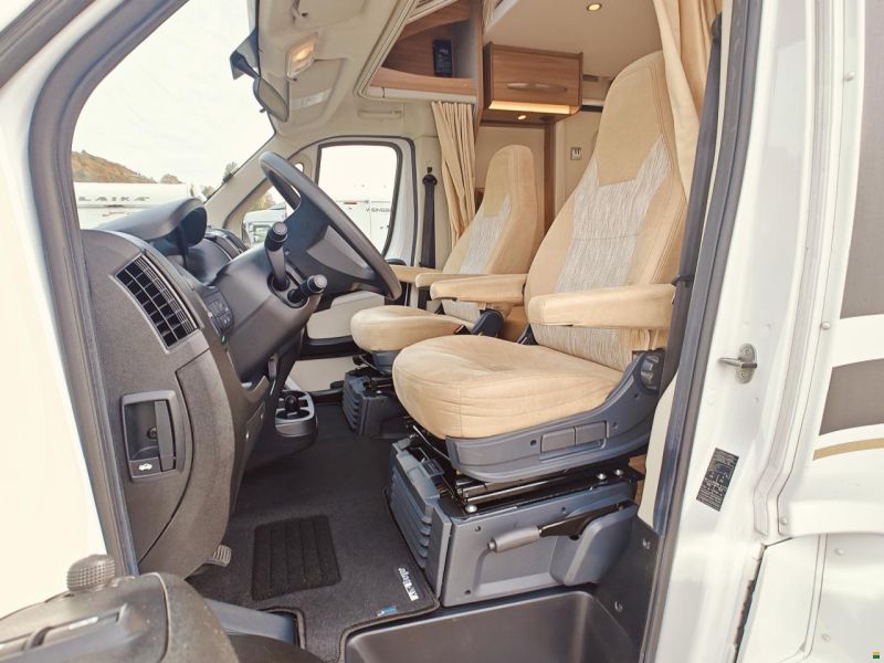 Carado T334 - Doppelbett & Hubbett