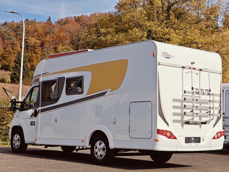 Carado T334 - Doppelbett & Hubbett