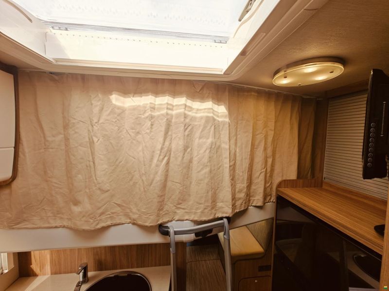 Carado T334 - Doppelbett & Hubbett