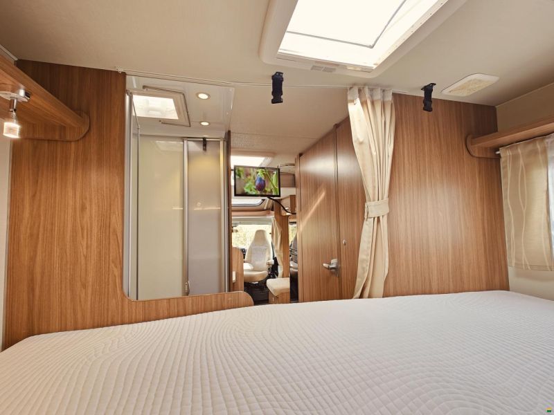 Carado T334 - Doppelbett & Hubbett