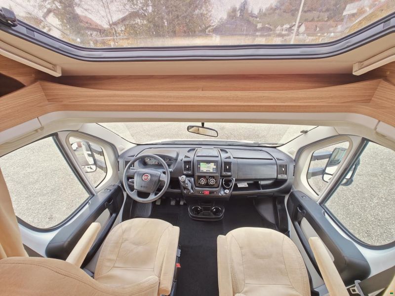 Carado T334 - Doppelbett & Hubbett