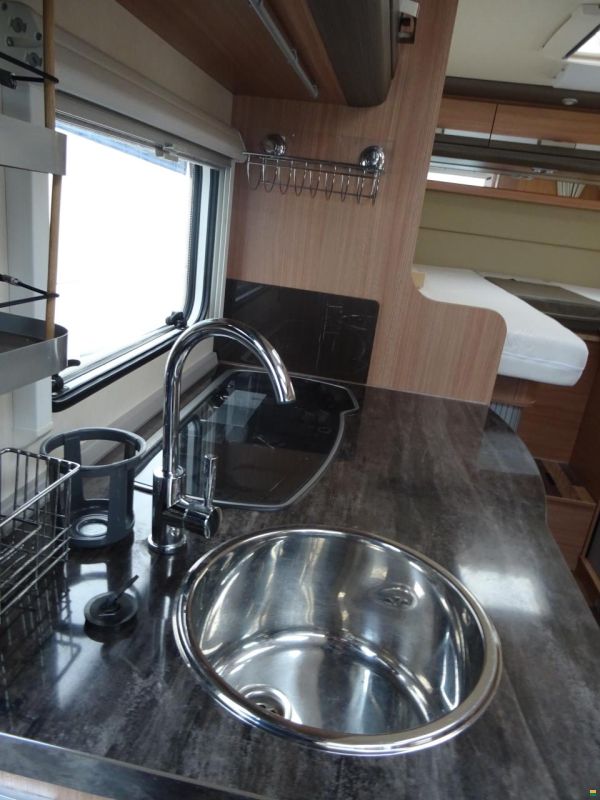 Knaus Sky-TI 650 MEG