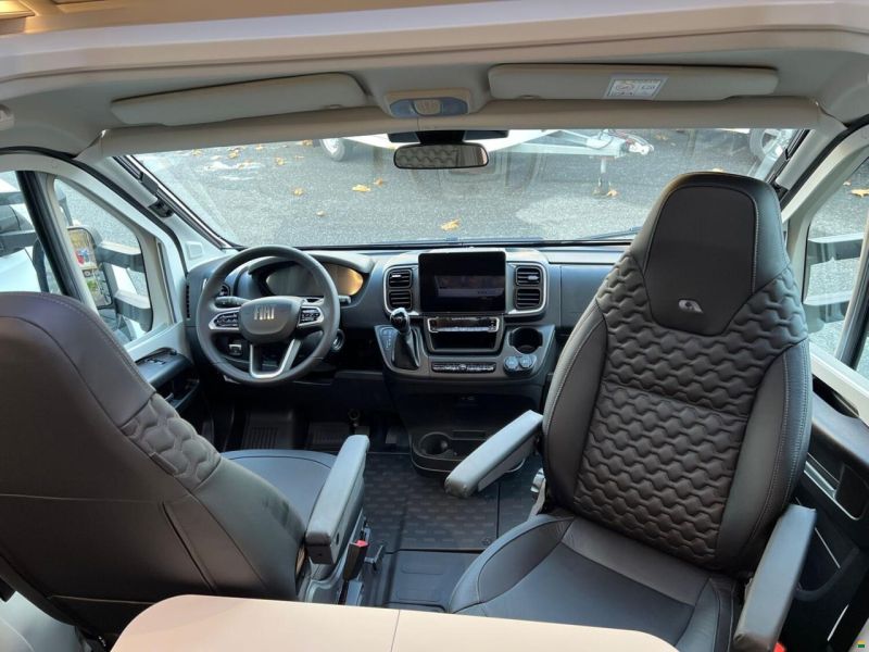 Adria Coral Supreme 670 DL F