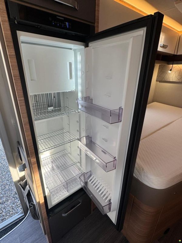 Weinsberg Caraloft 650 MF