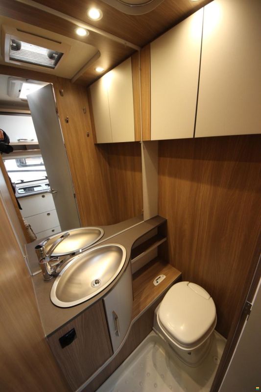 Bürstner Premio Plus 440 TK