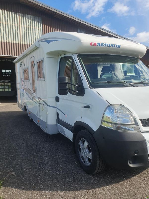 Adria Izola S687 SPG