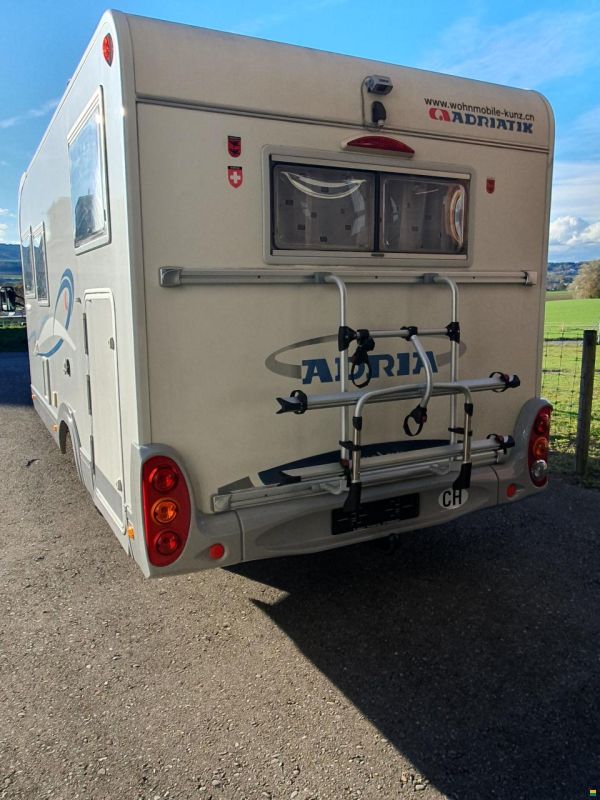 Adria Izola S687 SPG