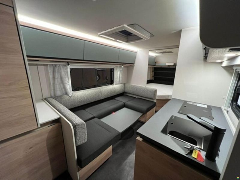 Dethleffs Camper 560 FMK