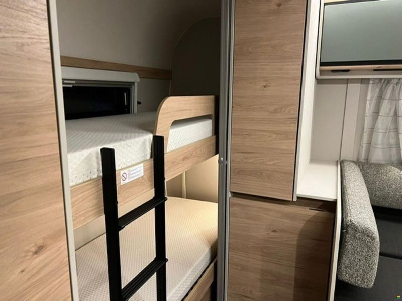 Dethleffs Camper 560 FMK