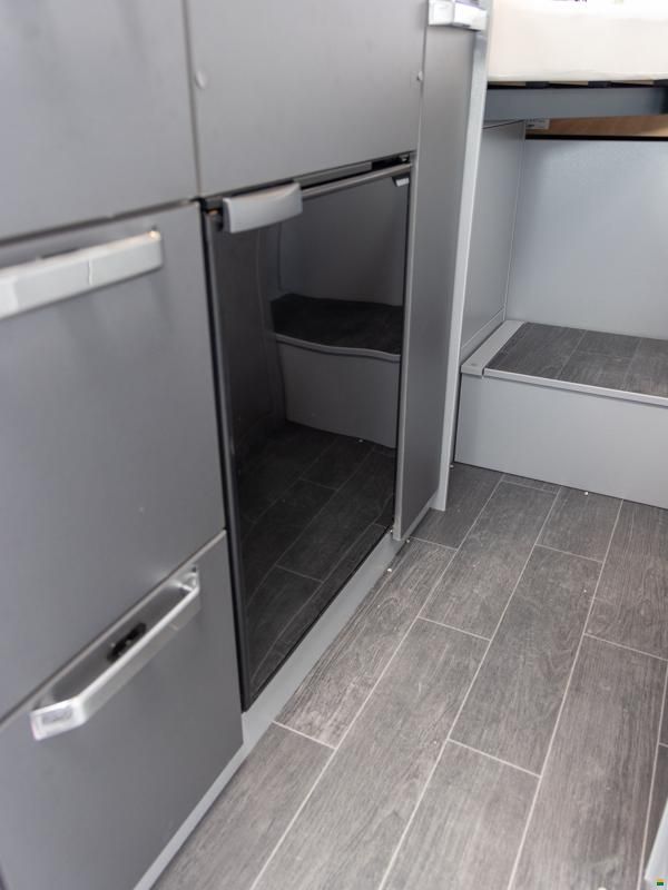 Weinsberg CaraTour 600 ME / Aufstelldach