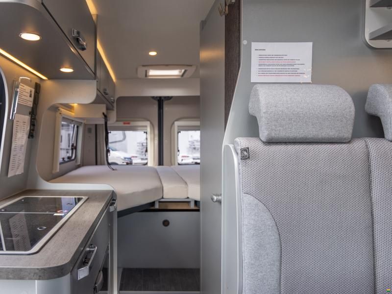 Weinsberg CaraTour 600 ME / Aufstelldach