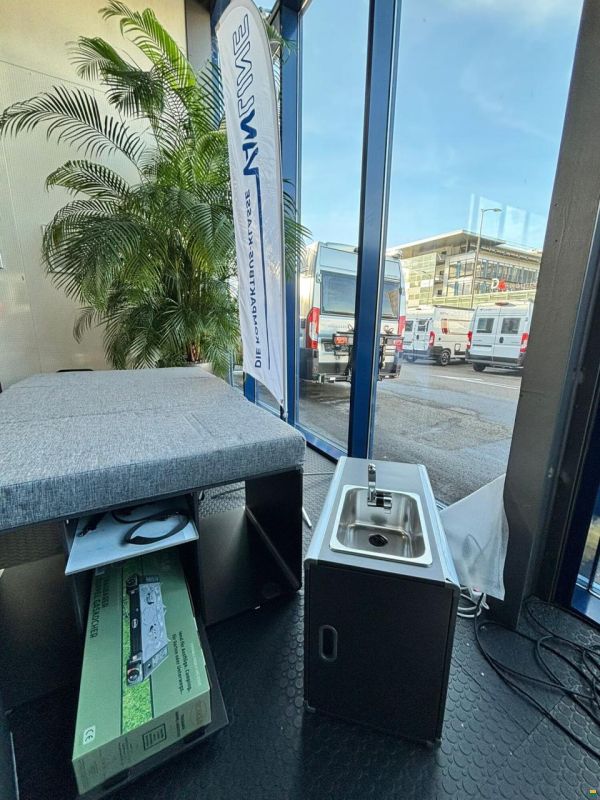 Pössl Vanster Citroen 180 PS