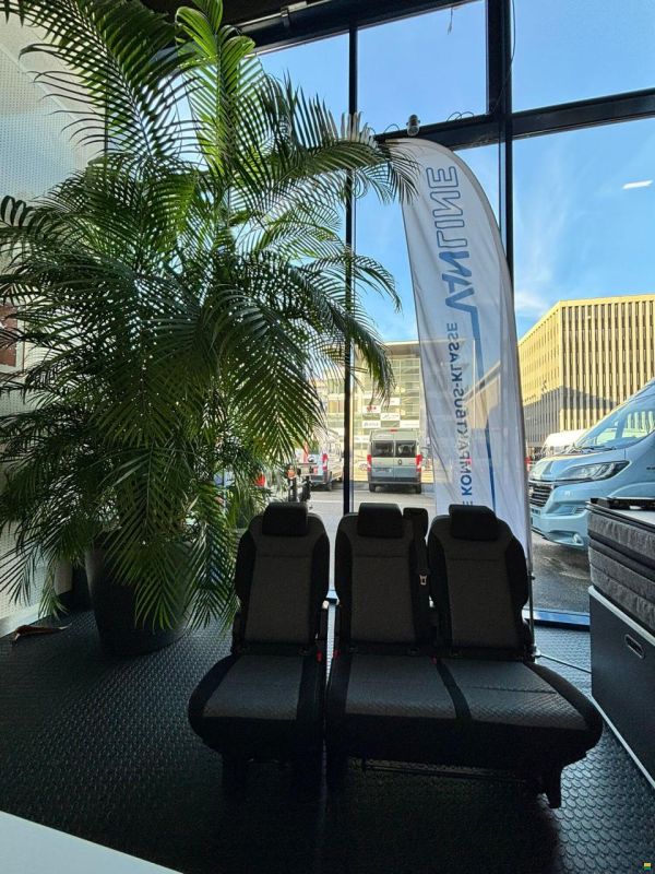 Pössl Vanster Citroen 180 PS