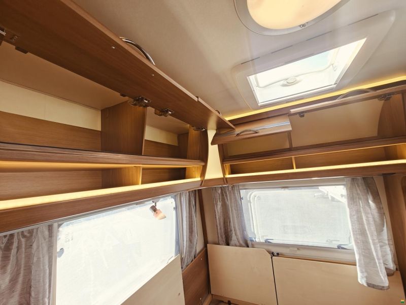 Dethleffs NOMAD 740 RFK Doppelbett & Stockbetten