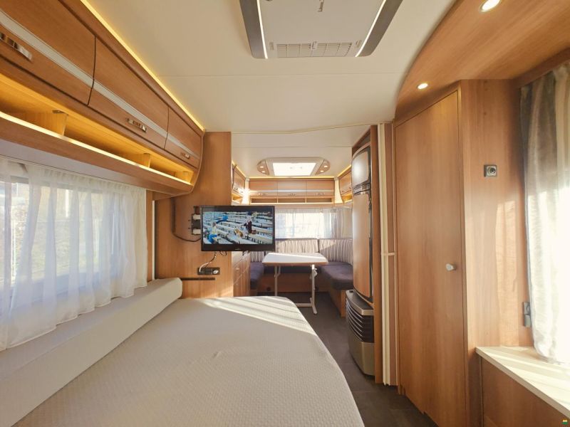 Dethleffs NOMAD 740 RFK Doppelbett & Stockbetten