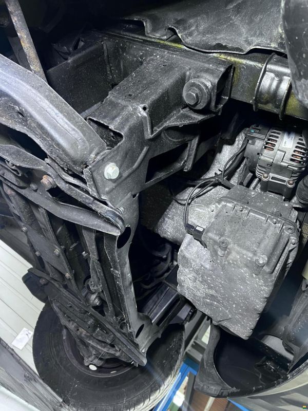 Mercedes Benz L3H2 319 BT 4x4