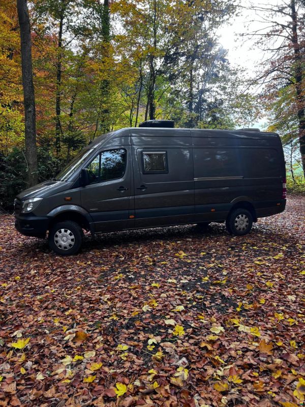 Mercedes Benz L3H2 319 BT 4x4