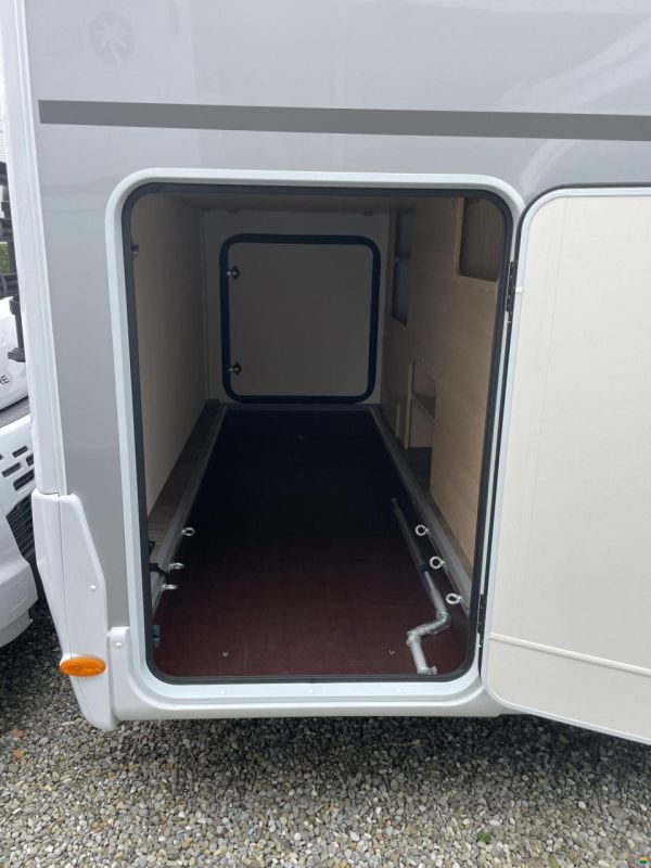 Sunlight Adventure T Ford 670S