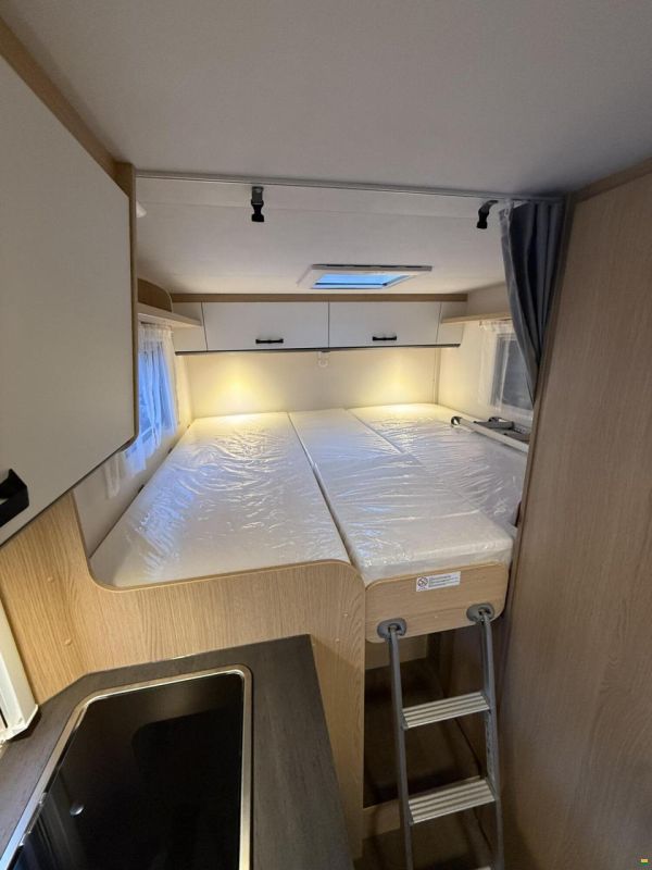 Sunlight Adventure V 67S