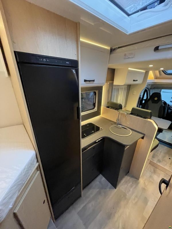 Sunlight Adventure T 66S