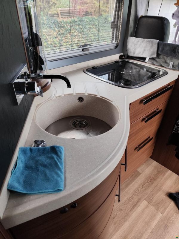 Niesmann-Bischoff Flair 880