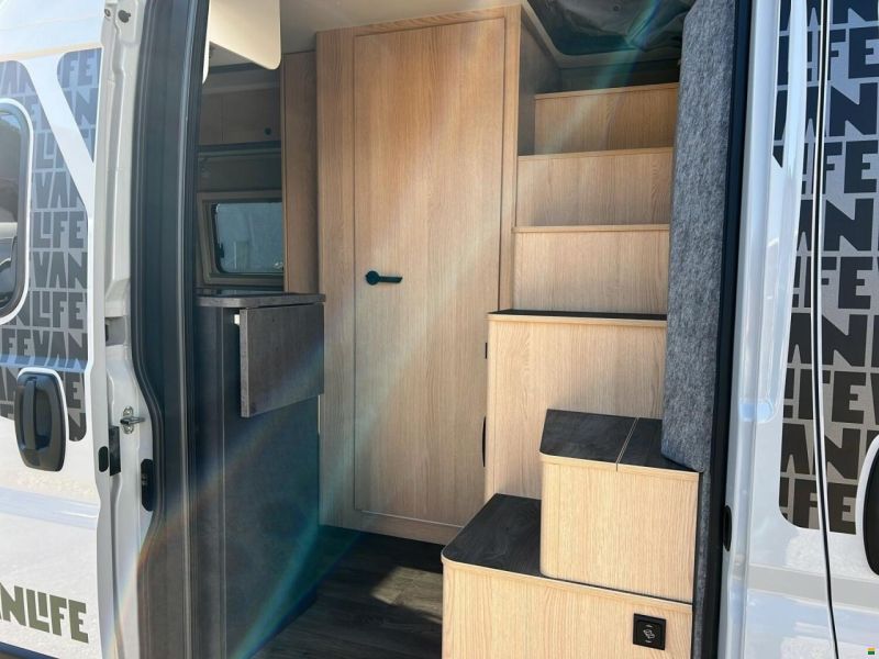 Sunlight Vanlife 540